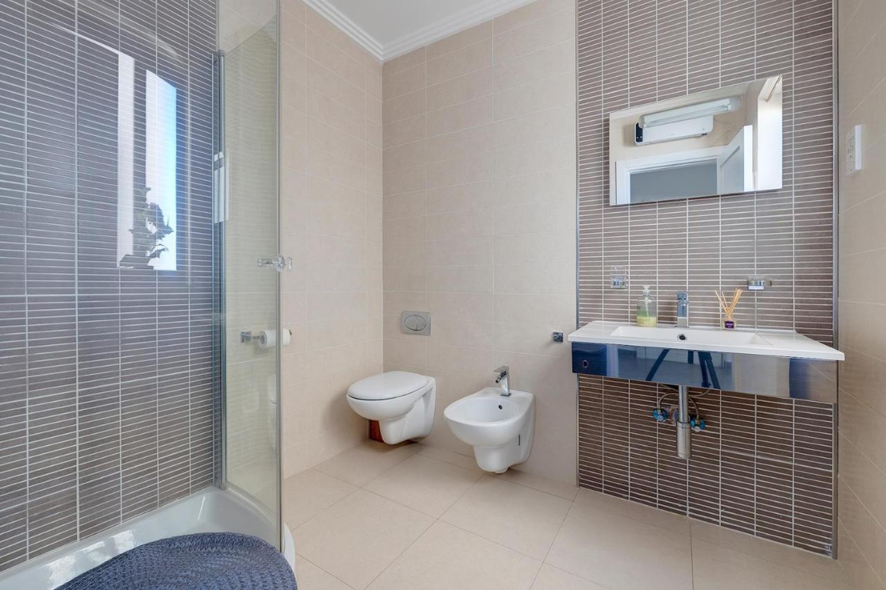 Perfect Location Idyllic 2Br Apartment スリーマ エクステリア 写真